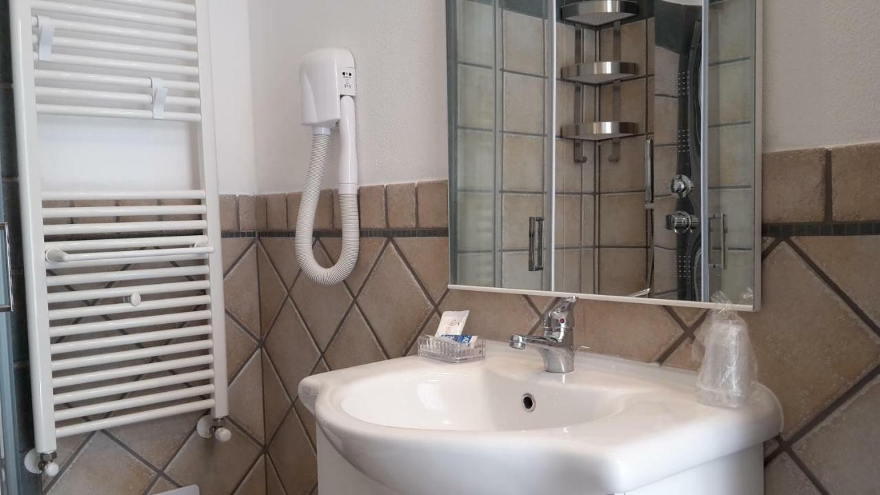 Bed and Breakfast Sa Ramadura Pula Exterior foto