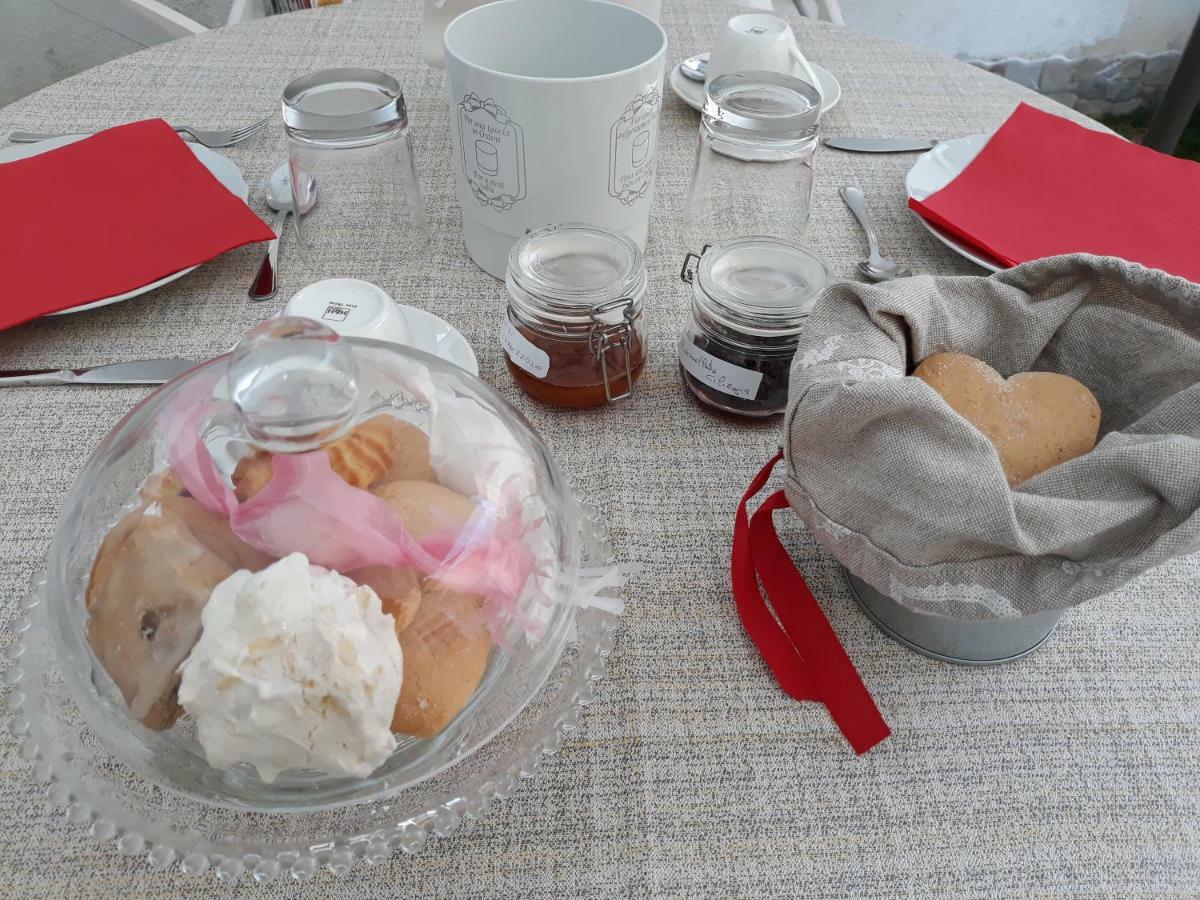 Bed and Breakfast Sa Ramadura Pula Exterior foto